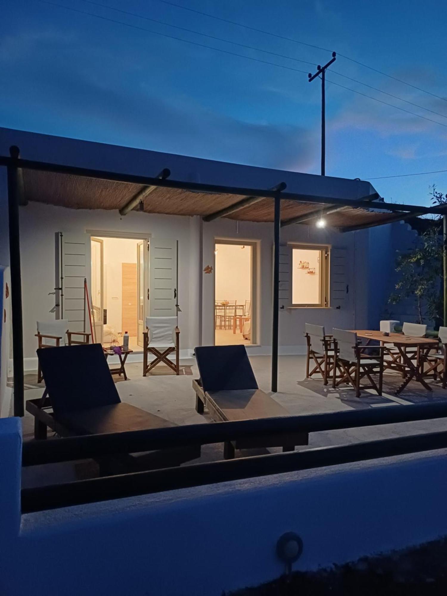 Villa 'Irene' Cycladic House With Sunrise And Sea View! Foinikiá Exterior foto