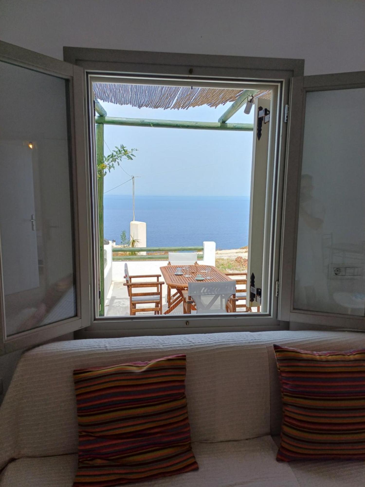 Villa 'Irene' Cycladic House With Sunrise And Sea View! Foinikiá Exterior foto