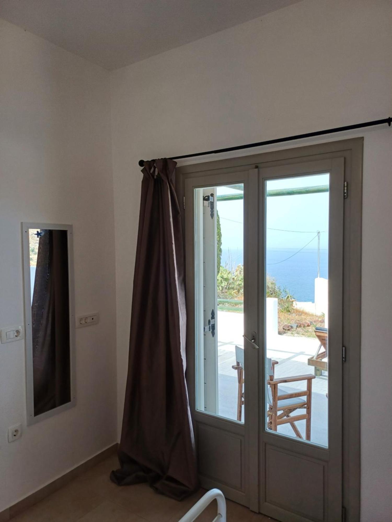 Villa 'Irene' Cycladic House With Sunrise And Sea View! Foinikiá Exterior foto