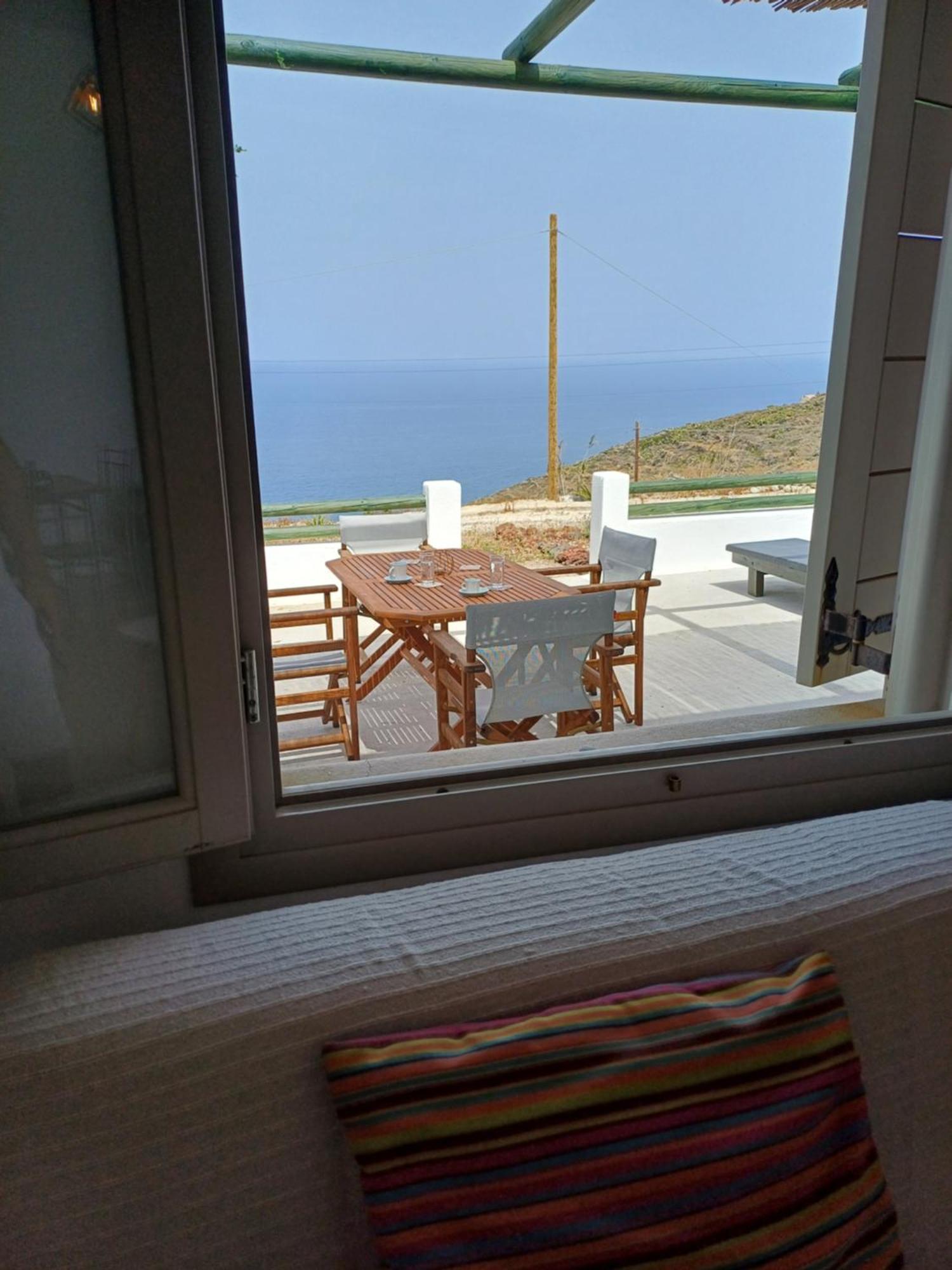 Villa 'Irene' Cycladic House With Sunrise And Sea View! Foinikiá Exterior foto
